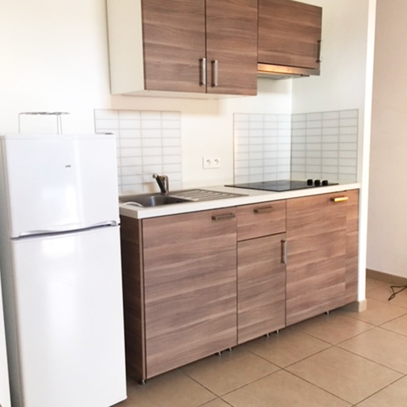 appartement cabrier-7-salon de provence cuisine residences les cypres