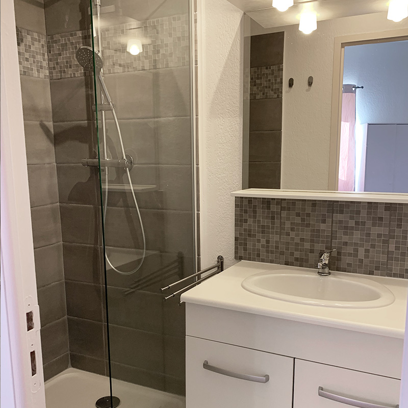 appartement kennedy-21 salle de bain residence les cypres carre